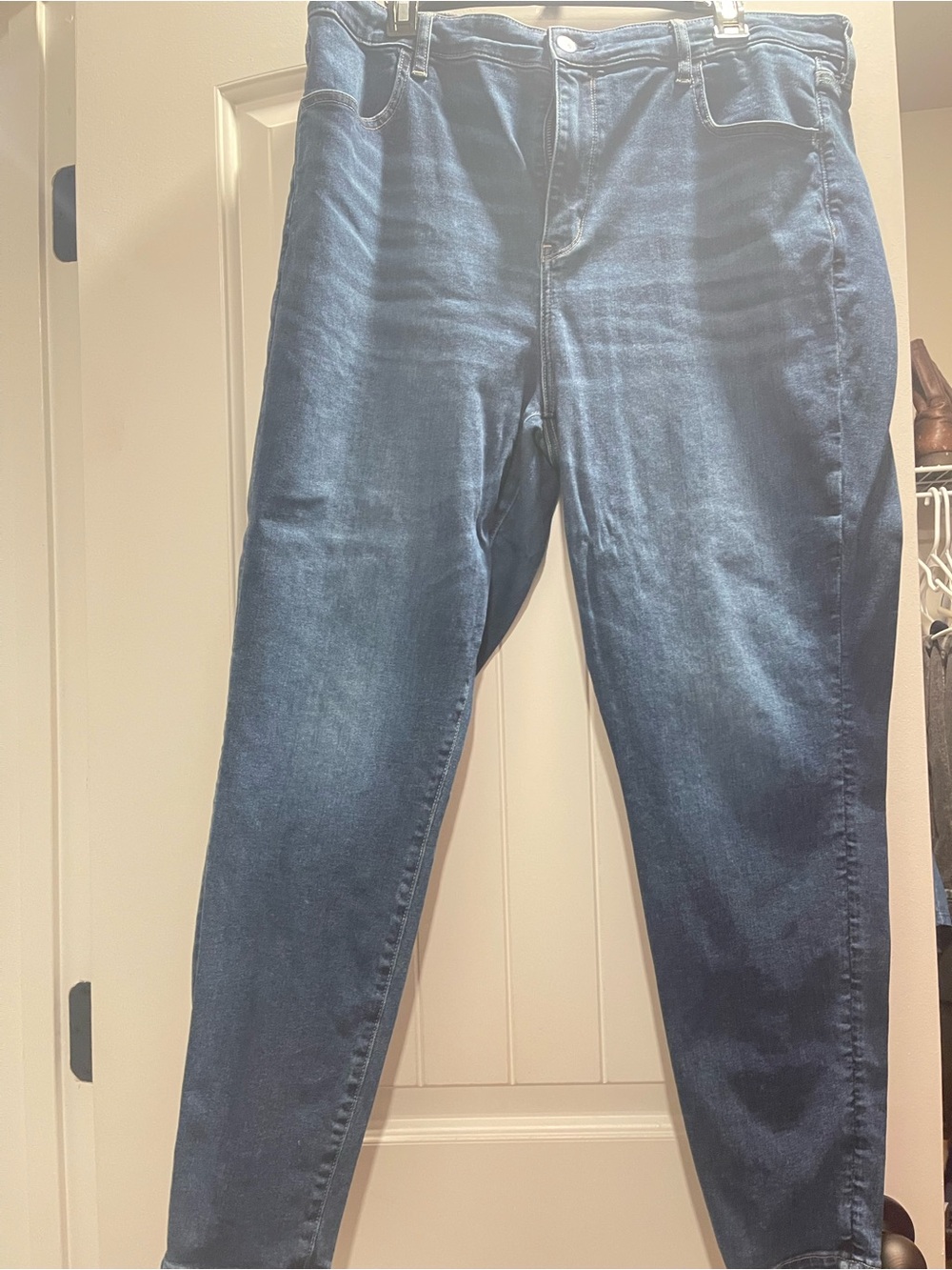 American Eagle Outfitters Women's Skinny Jeans in Dark Blue Wash